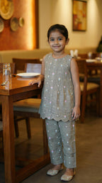 Little Grey Blossom Set